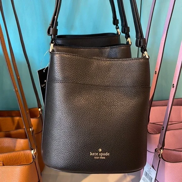 Kate Spade Leila small bucket bag color: Black
NWT - Picture 2 of 16